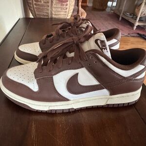 Nike Women's Brown and White Low-Top Sneakers